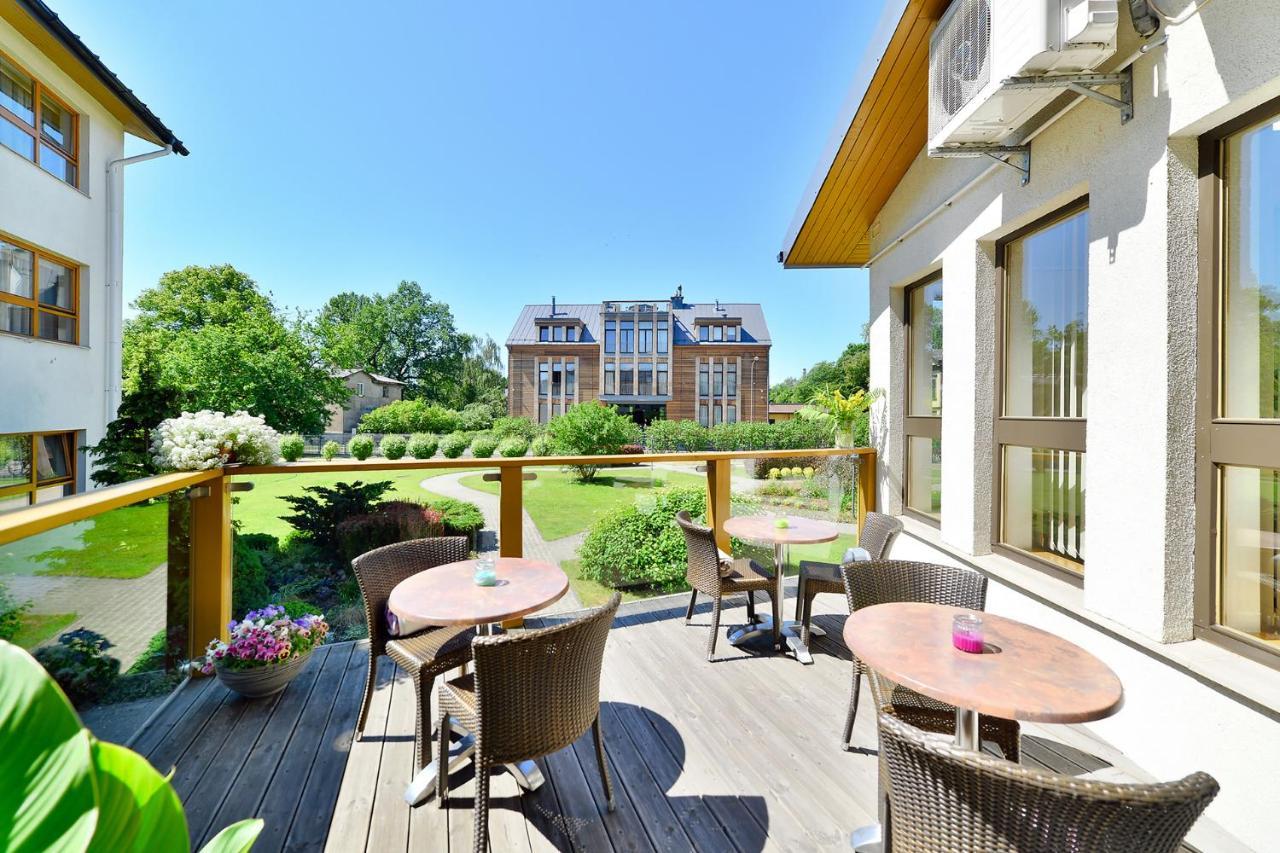 Hotel Vantis Riverside Riga Exterior photo